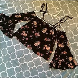 American Eagle Off The Shoulder Crop Top Xs